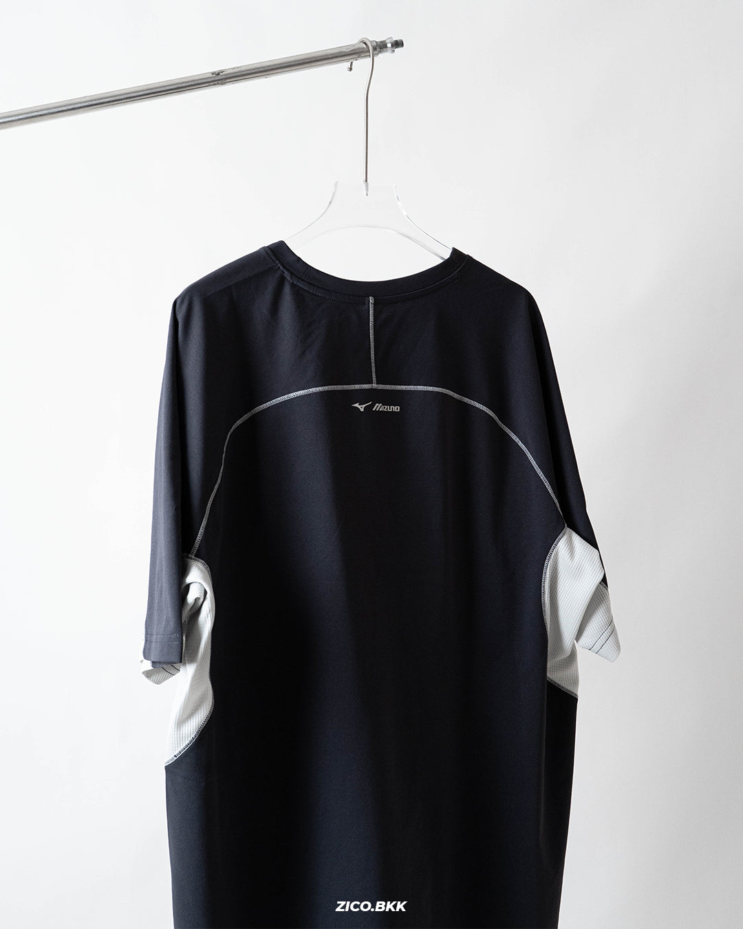 Mizuno Logo Tee 2026 (K2CA63E2) - Mizuno T-Shirt | ZICO.BKK