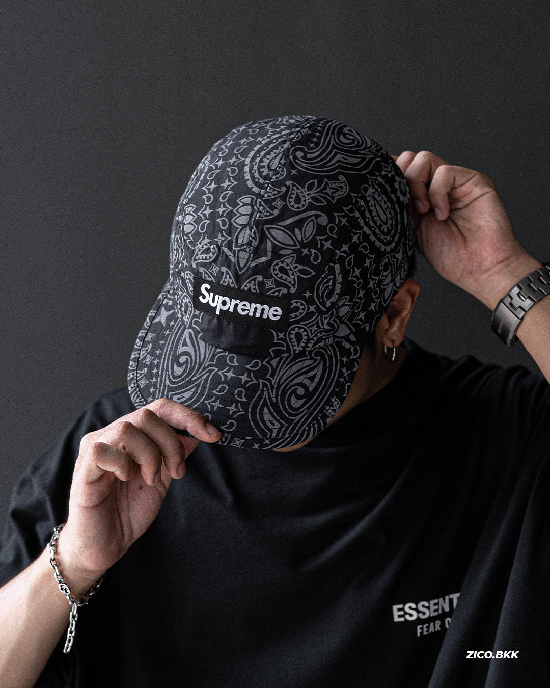 Supreme Reflective Bandana Sunshield Camp Cap (SS26)