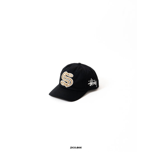 Stussy Mid-Depth Gothic S Snapback Cap