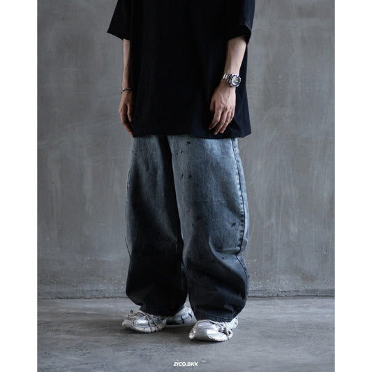 ZICO.BKK EMBER Super Baggy Jeans