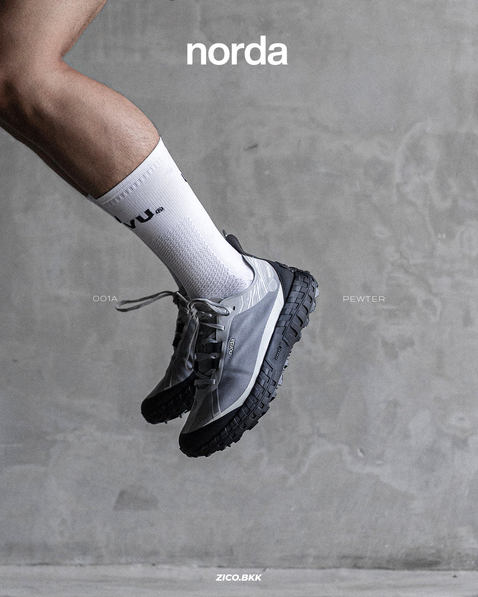Norda 001A Pewter on-foot action hero รองเท้าเทรลสี Pewter