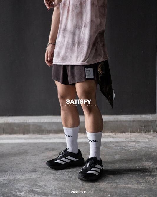 Satisfy Space-O 5 Shorts Deep Mahogany on body review by ZICO.BKK