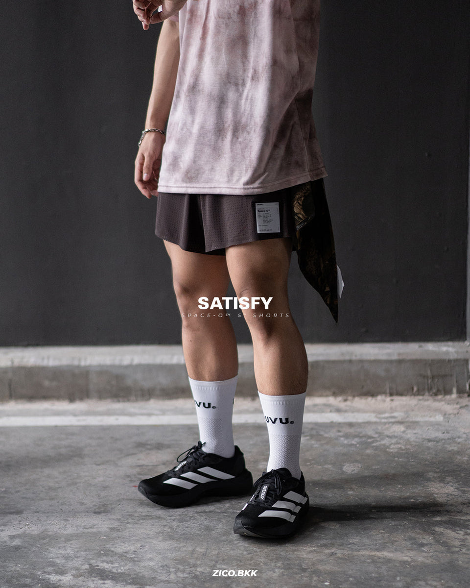 Satisfy Space-O 5 Shorts Deep Mahogany on body review by ZICO.BKK