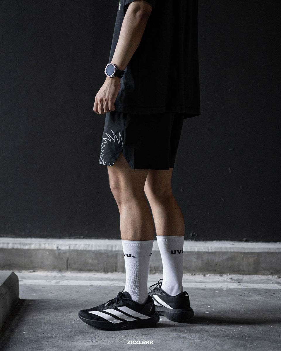 UVU Performance Shorts SP26 Black รีวิวกางเกงวิ่ง performance shorts สีดำ พร้อมรองเท้าวิ่ง