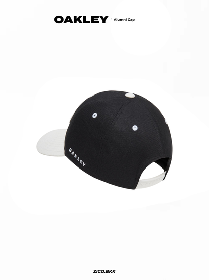 Oakley Alumni Cap (Black)