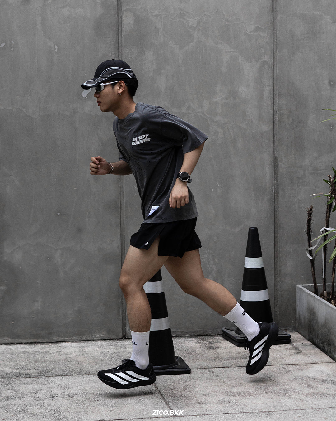 Satisfy MothTech™ T-Shirt (Running Equipment)
