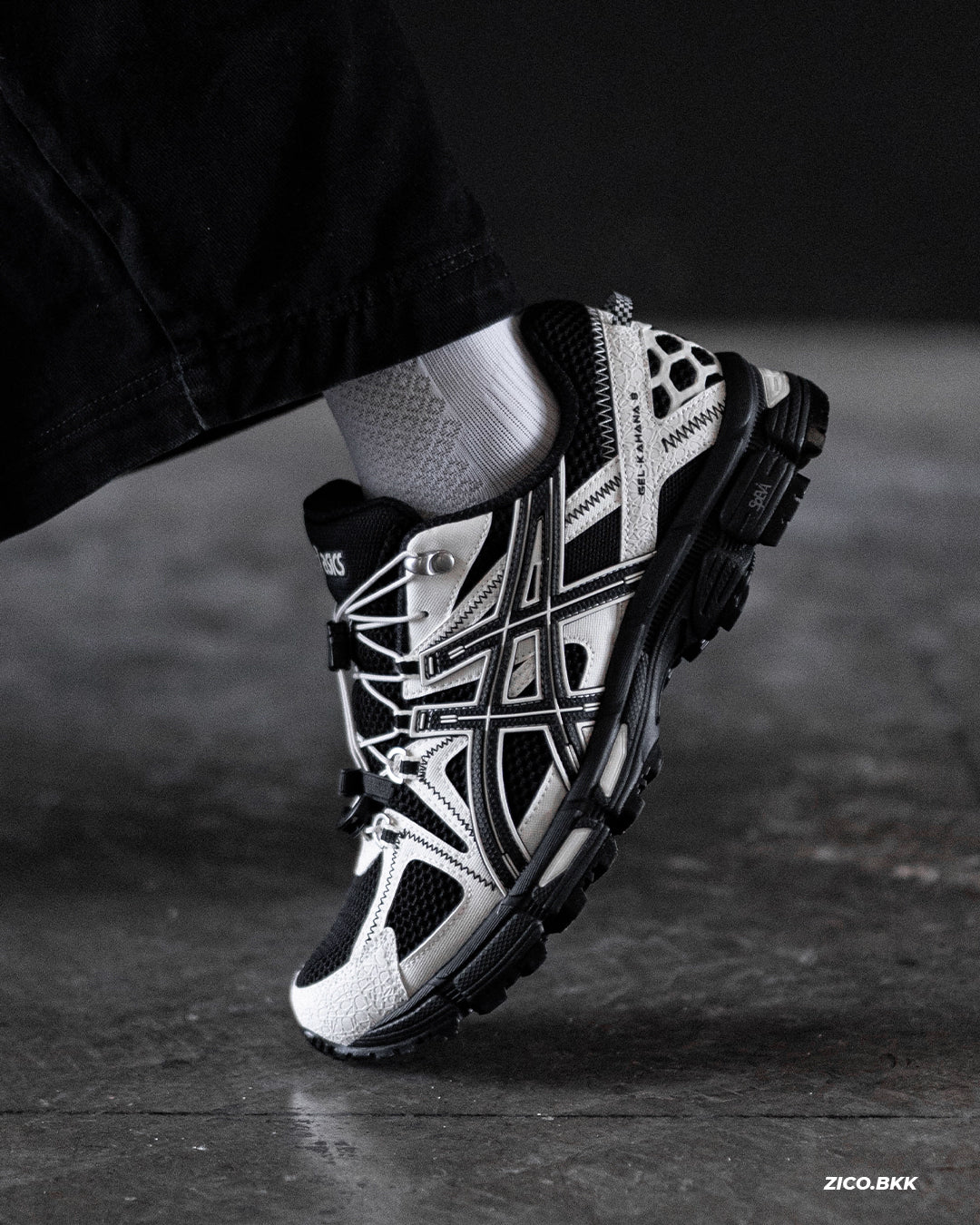 ASICS Gel-Kahana 8 FL (1011B828-001)