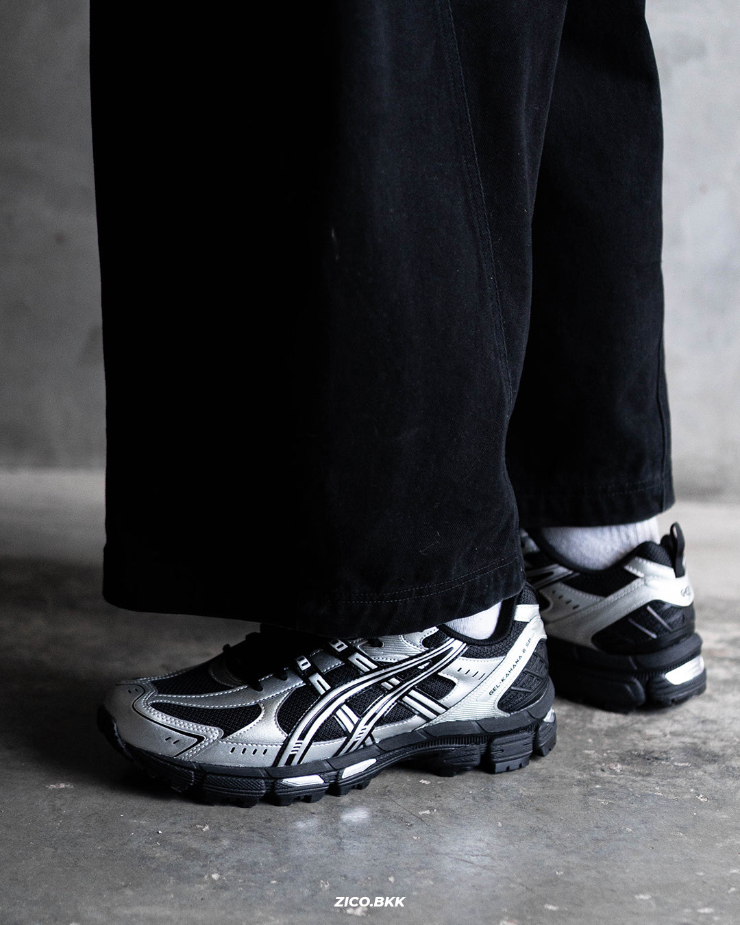 Asics Gel-Kahana 8 SP Black/Silver (1011B998-020)