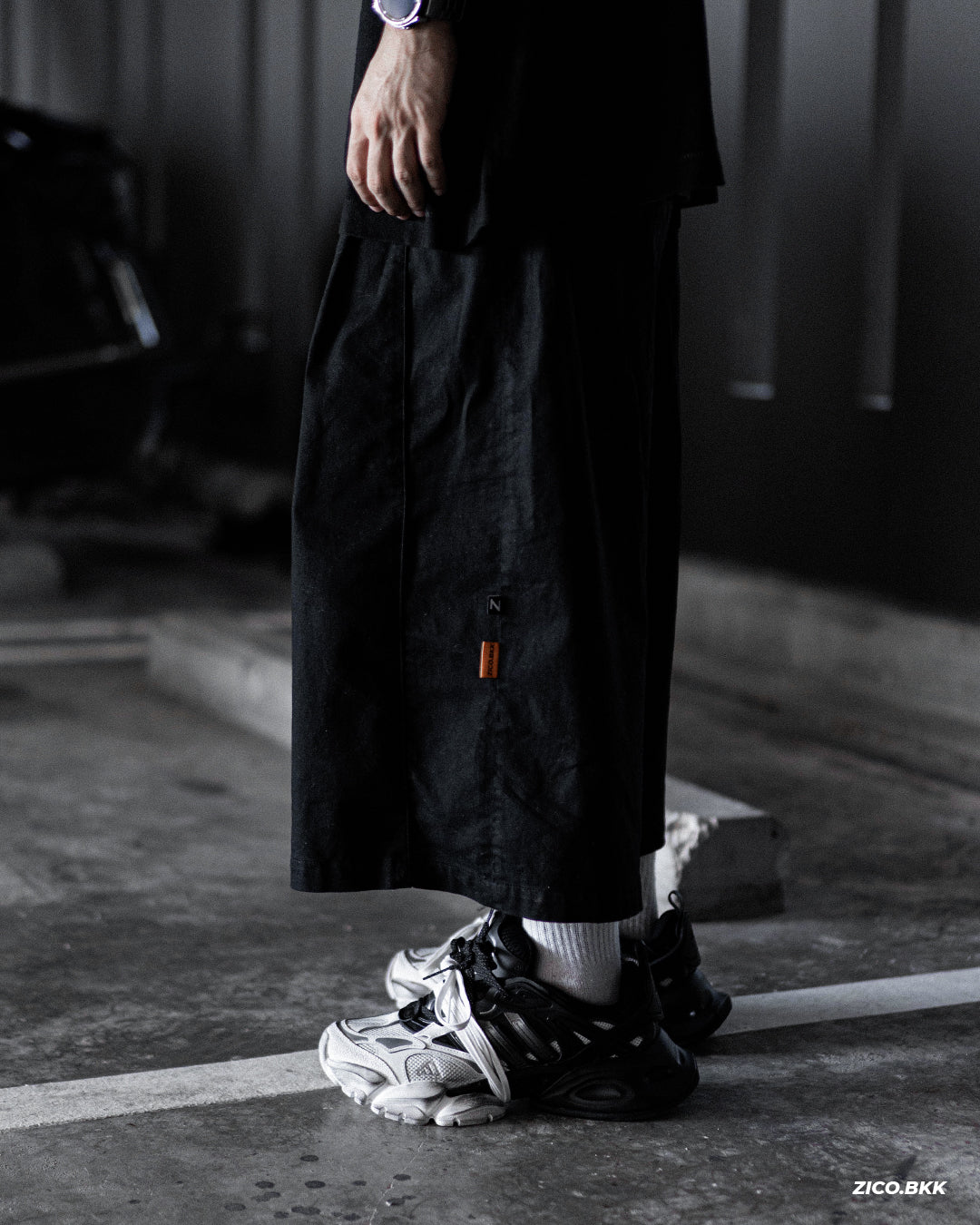 Adidas Vento XLG Deluxe Runner Sneakers [JS1588, JS1590, JS1589, JR0861]