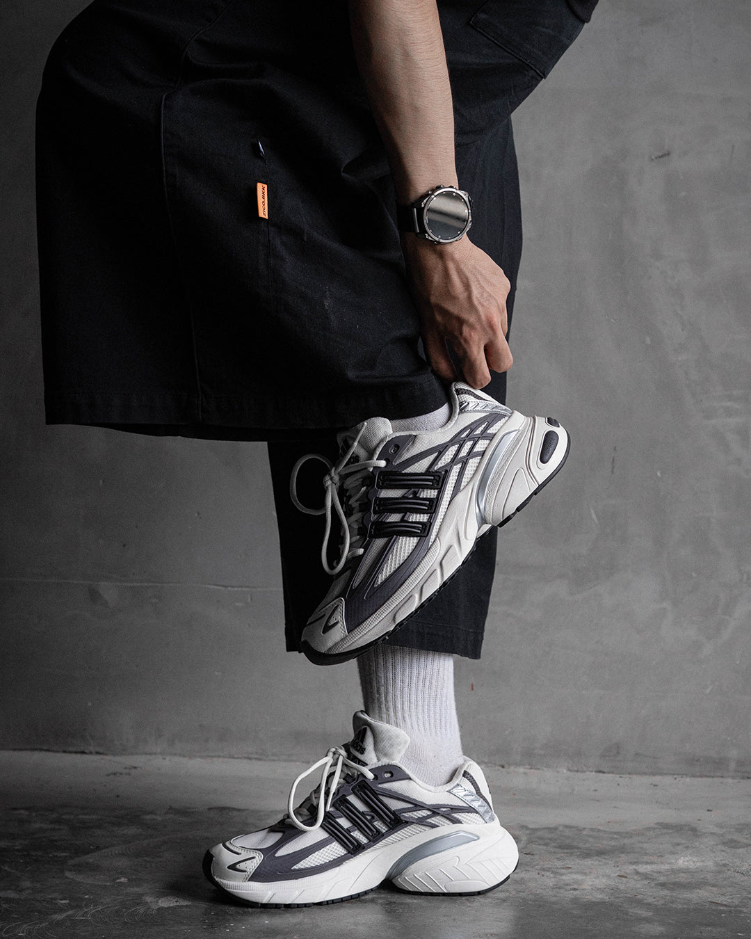 Adidas ADISTAR XLG 2.0 - Grey Strata / Core Black / Off White (KJ7895)