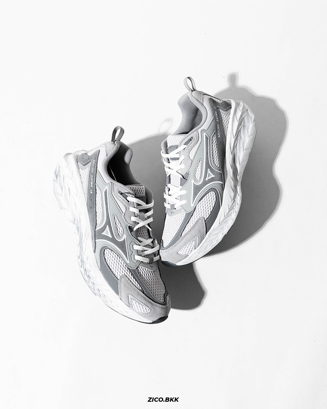 Mizuno Astro LS (Gray)