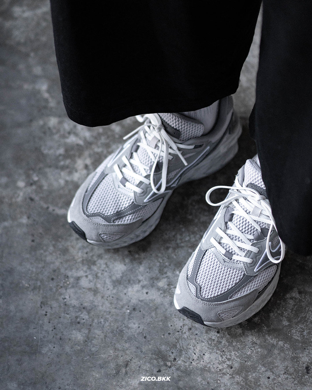 Mizuno Astro LS (Gray)
