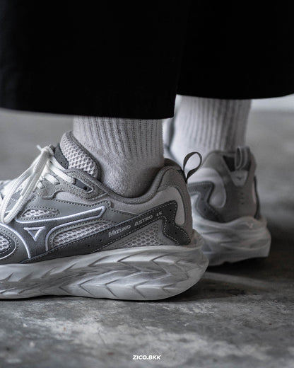 Mizuno Astro LS (Gray)