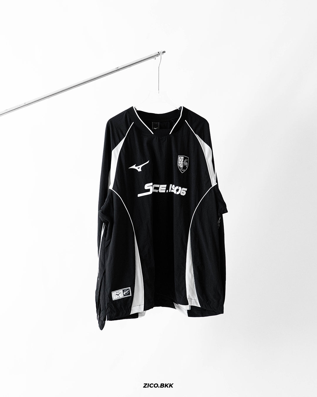 Mizuno Retro Football Long Sleeve Jersey 2026