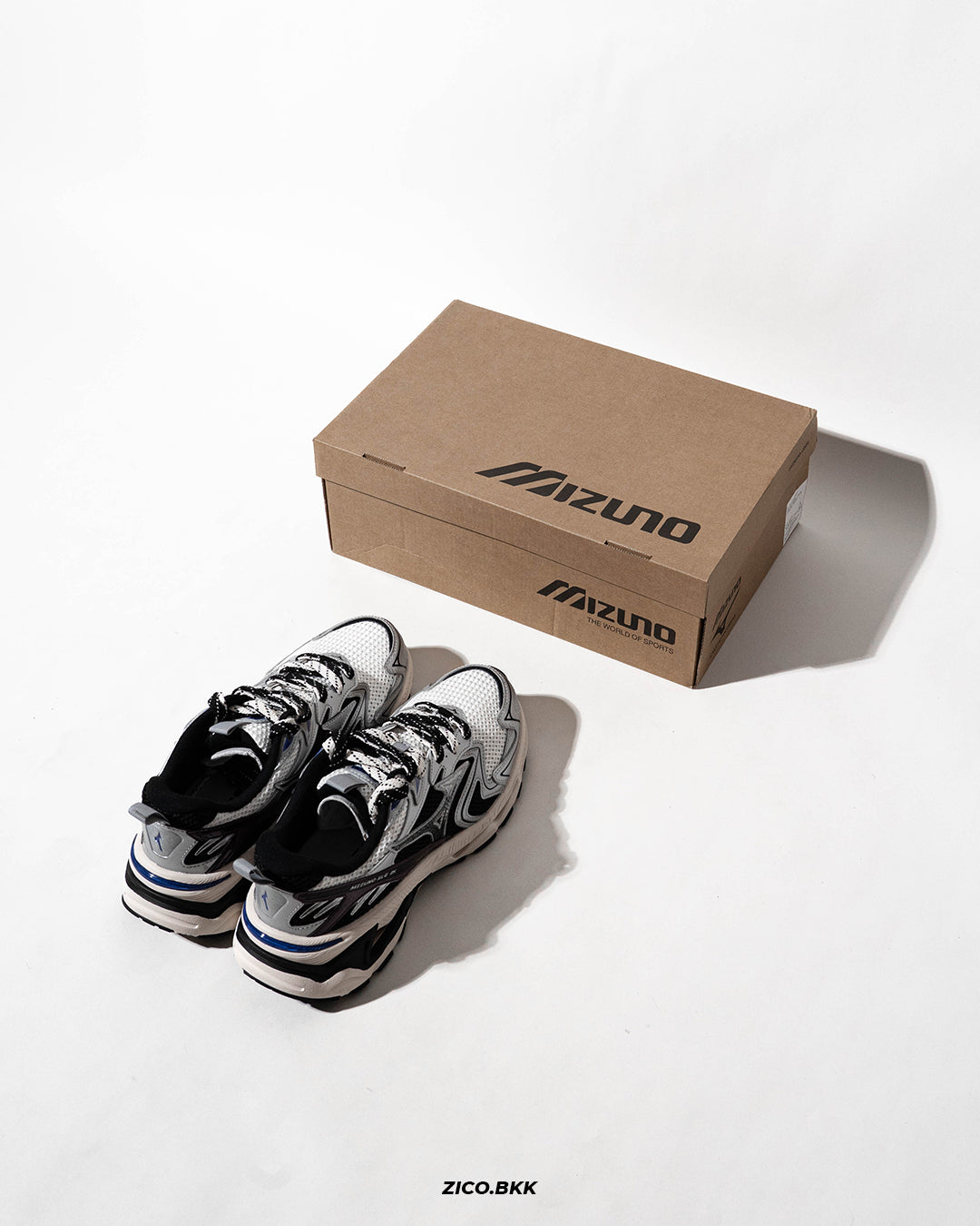 Mizuno XLG 2K - Silver - Adidas Sneakers | ZICO.BKK
