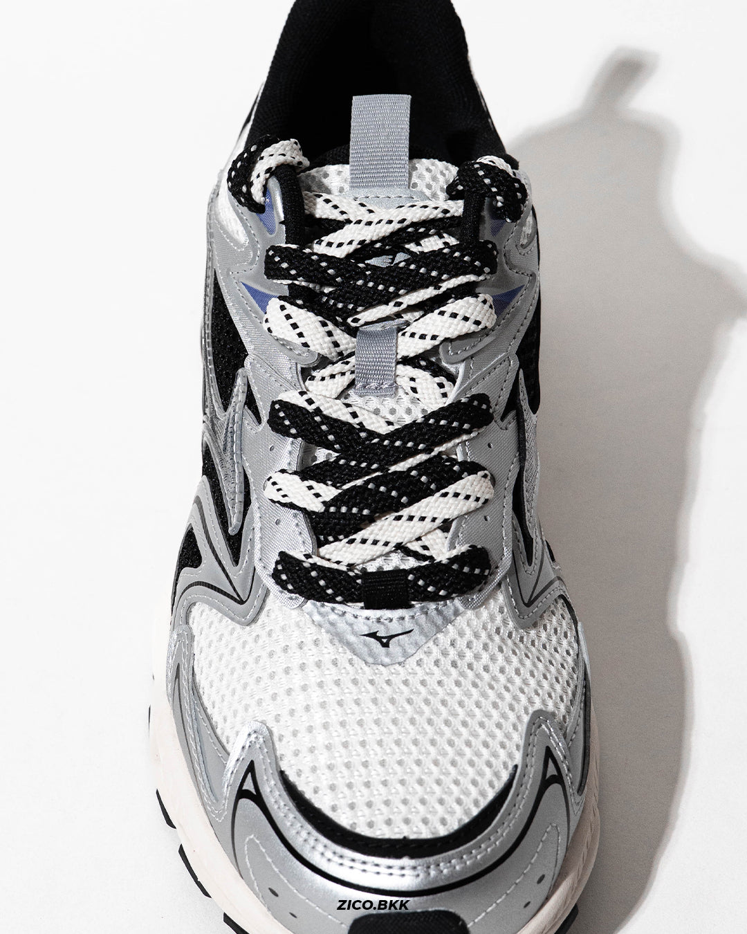 Mizuno XLG 2K - Silver - Adidas Sneakers | ZICO.BKK