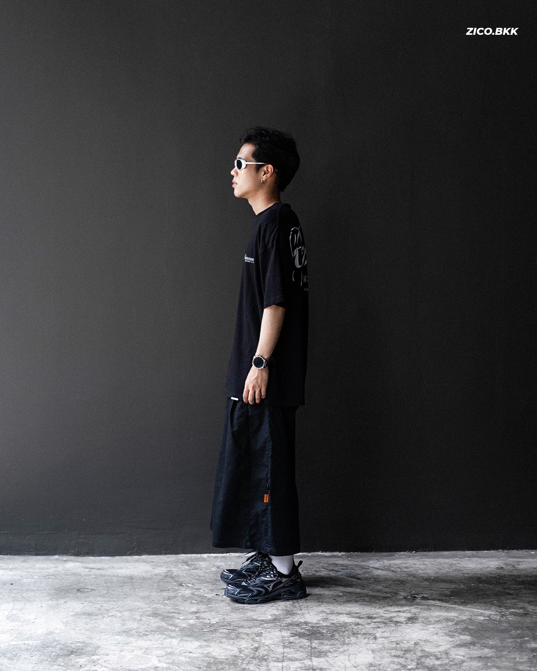 Mizuno XLG 2K - Black - Adidas Sneakers | ZICO.BKK