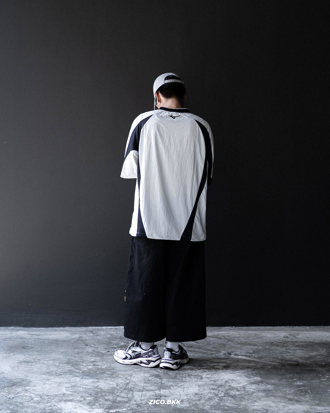 Mizuno XLG 2K - Silver - Adidas Sneakers | ZICO.BKK