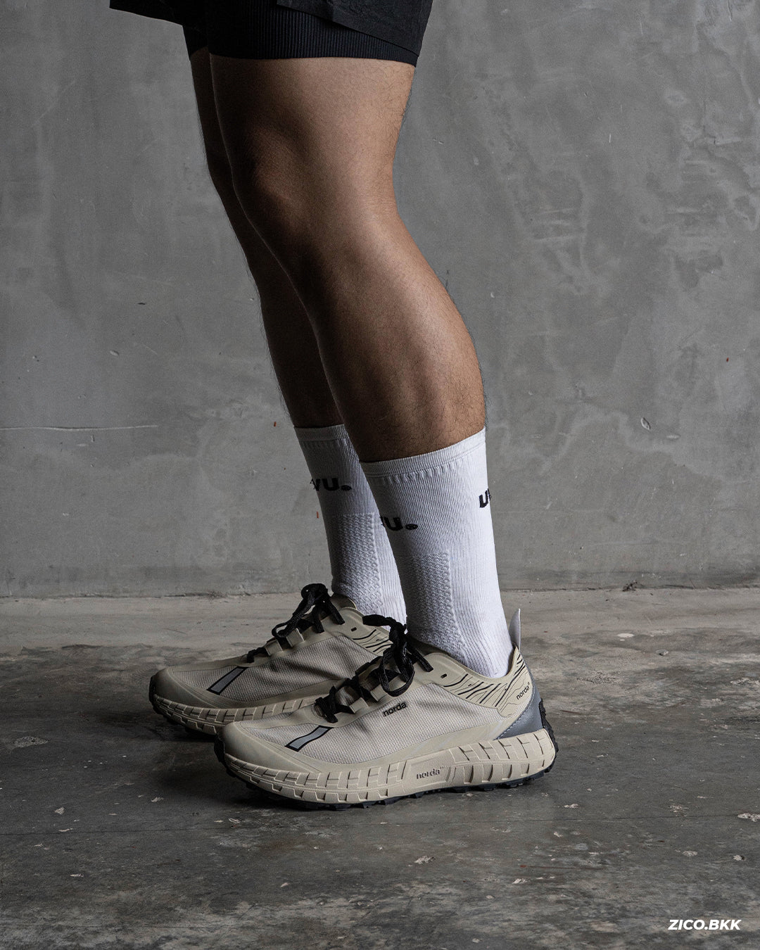 Norda 001A Men's - Almond