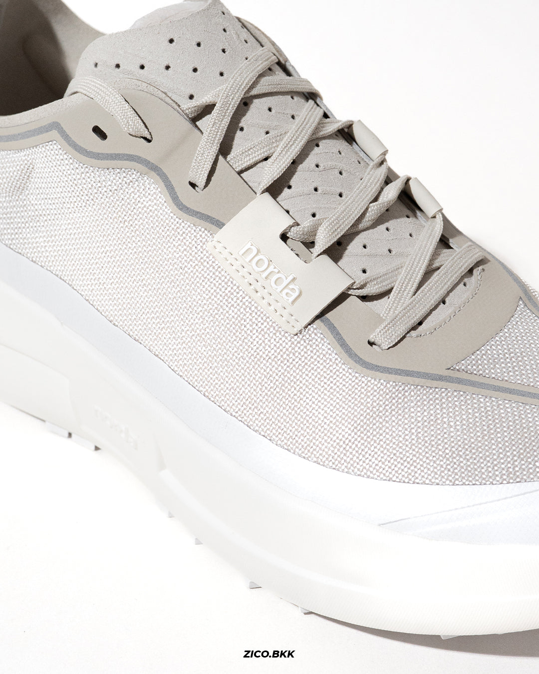 Norda 005 Men's - Neve