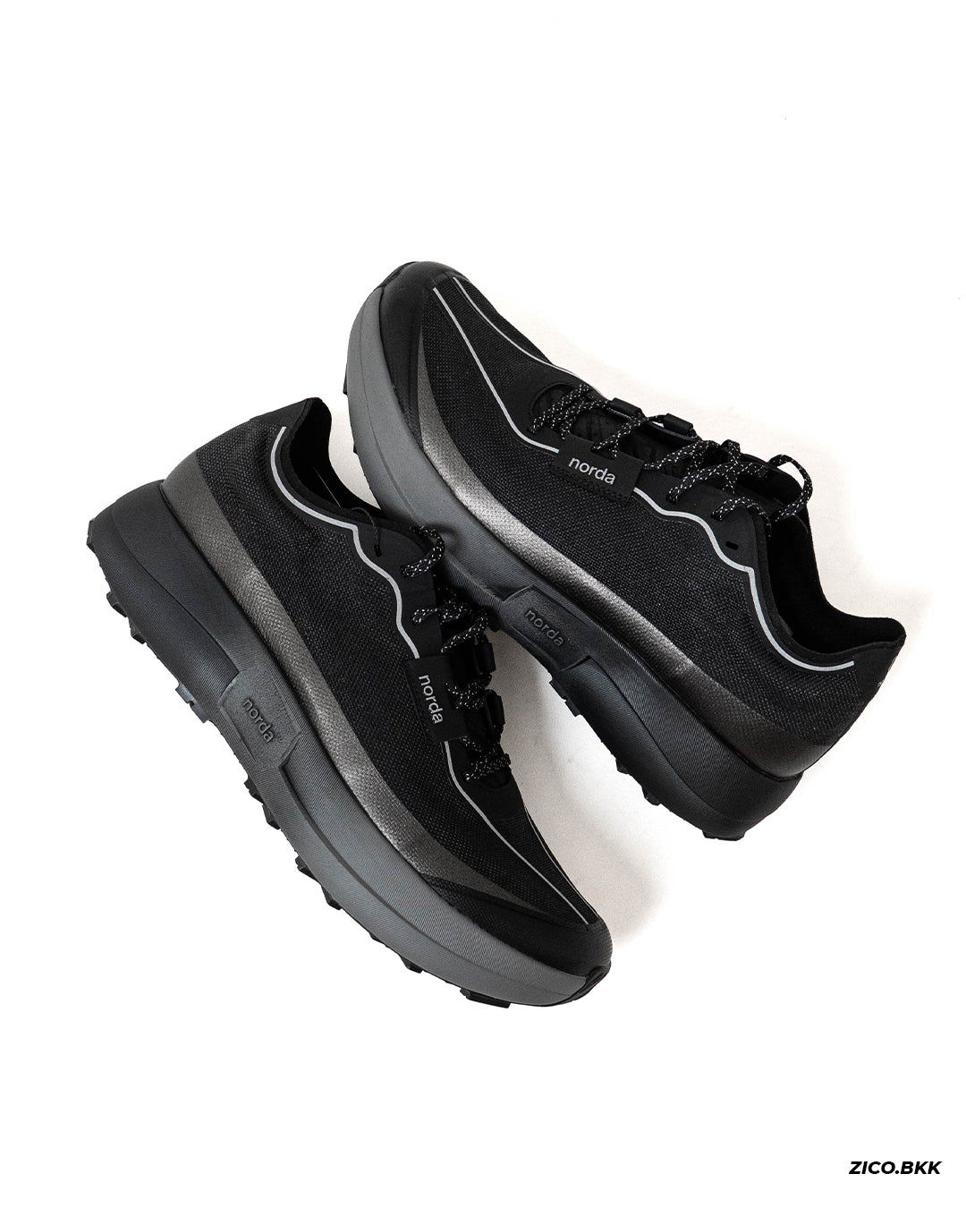 Norda 005 Men's - Stealth Black
