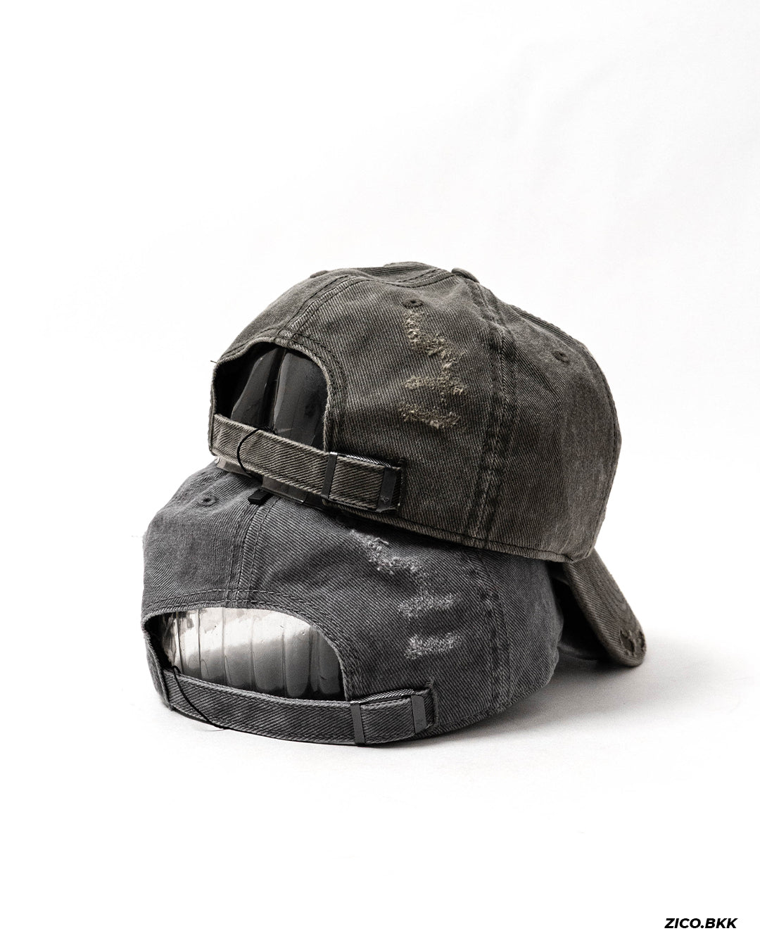 Oakley '47 Reserve Distressed Cap - Back and strap detail | ZICO.BKK