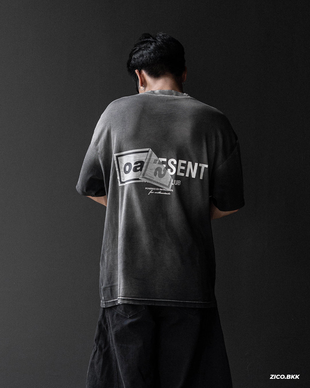 Represent X Oasis Owners Club T-Shirt
