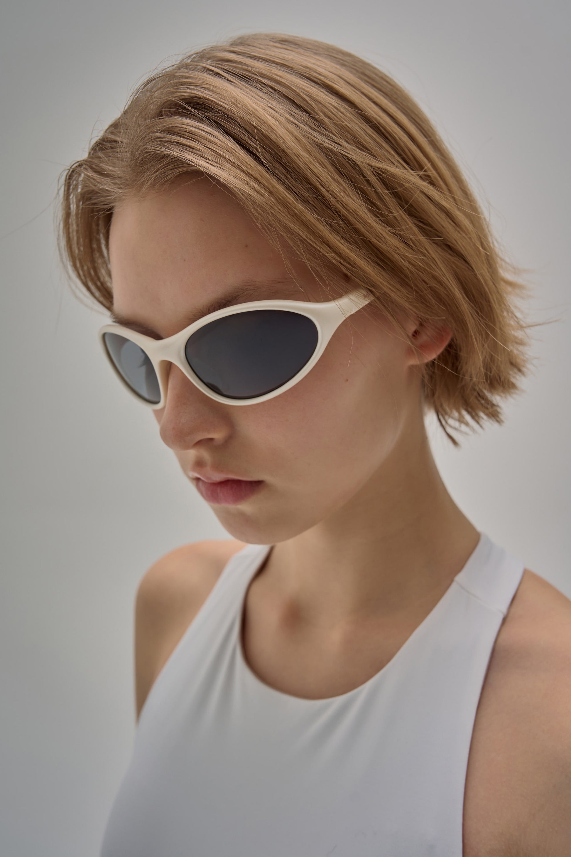 RIDAR PEAK R182 Universal White sunglasses worn view
