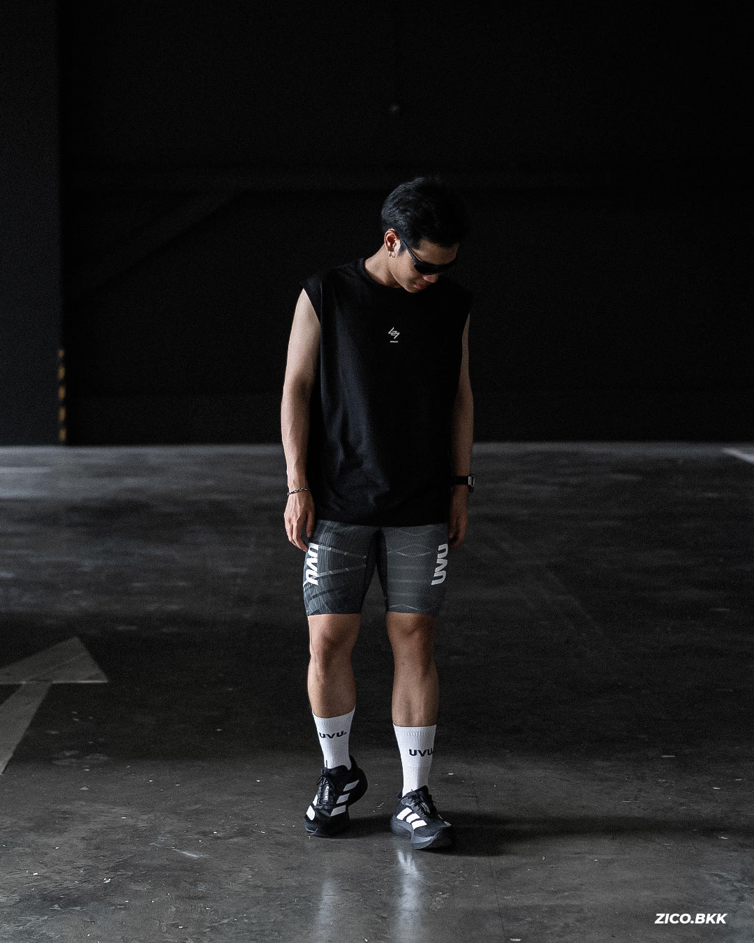 Represent 247 Oversized Tank