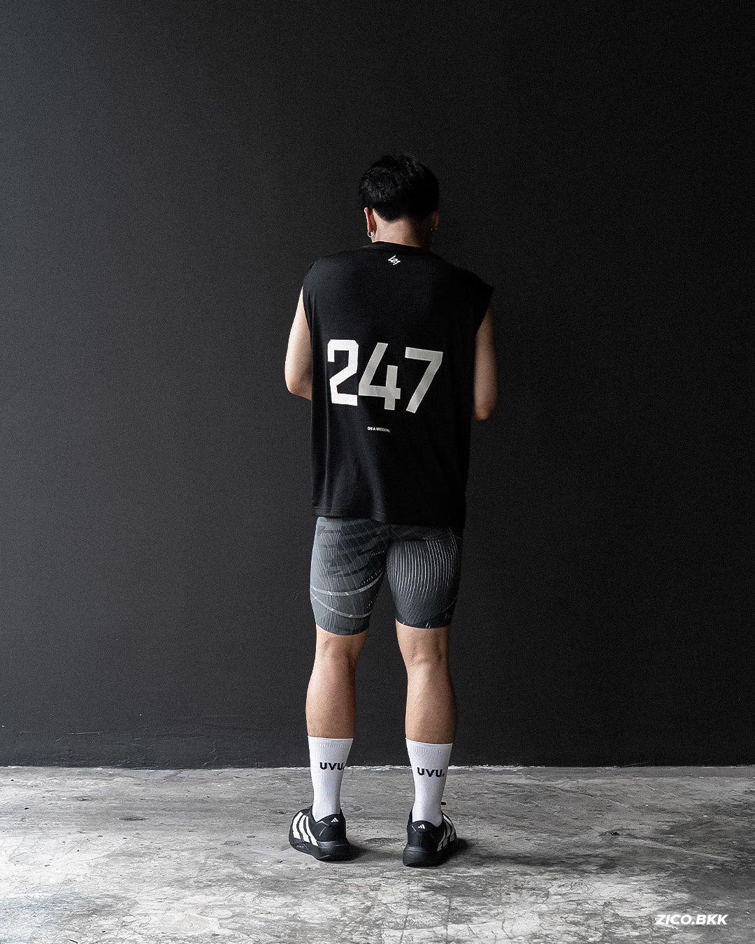 Represent 247 Oversized Tank