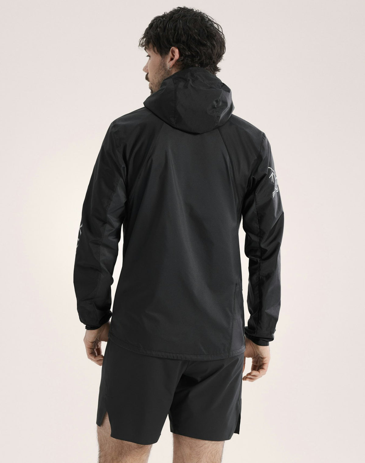 Arc'teryx Norvan Windshell Hoody Men's Black Graphite Back View