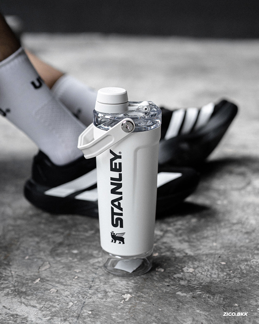 Stanley The Vitalize Shaker Bottle 20oz