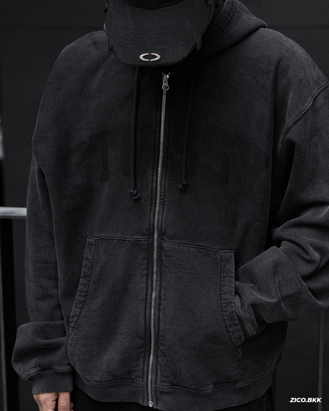 Stüssy Faded Graphic Zip Hoodie Washed Black | ZICO.BKK – zico.bkk