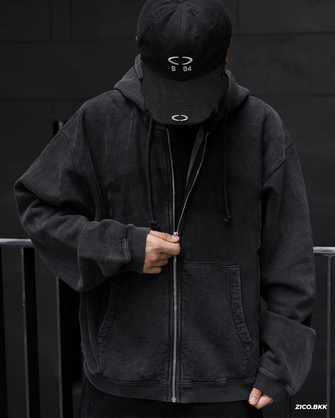 Stüssy Faded Graphic Zip Hoodie - Washed Black