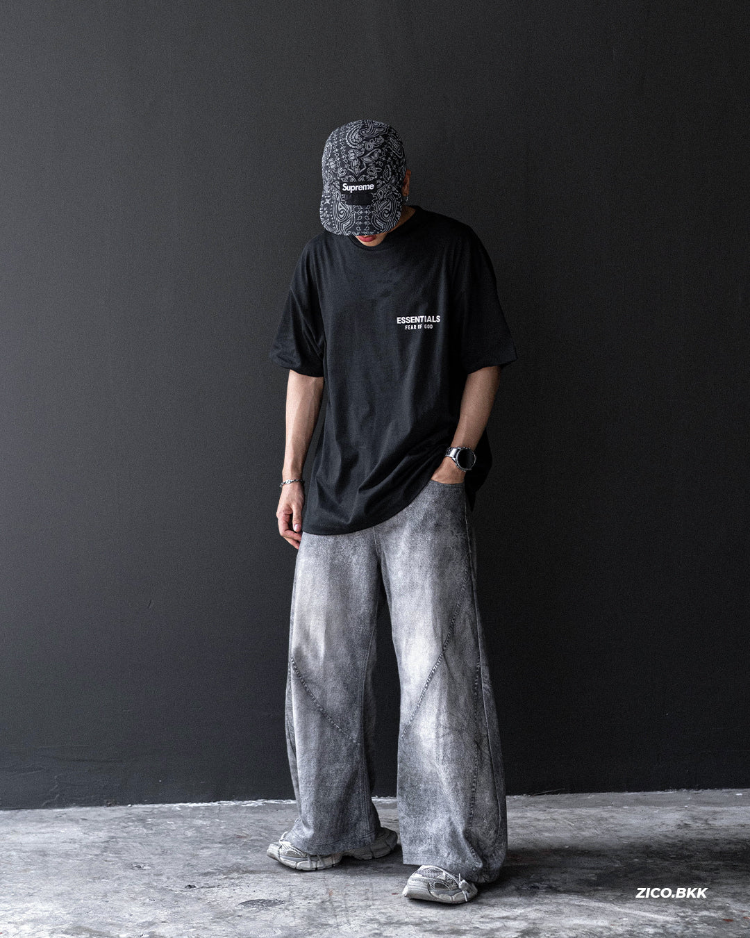 Supreme Reflective Bandana Sunshield Camp Cap (SS26)