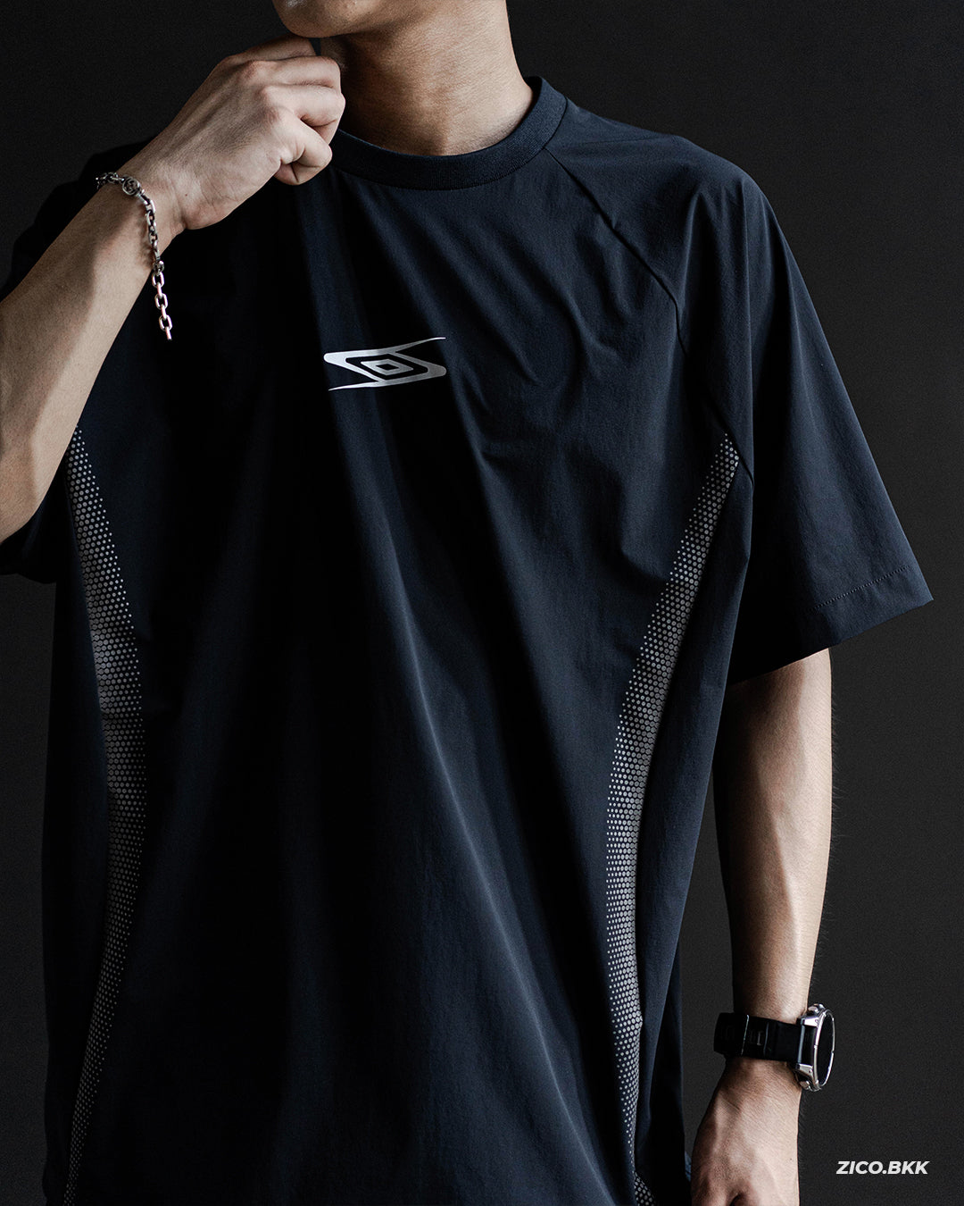 Umbro Slow Kick Cooling Short Sleeve Piste