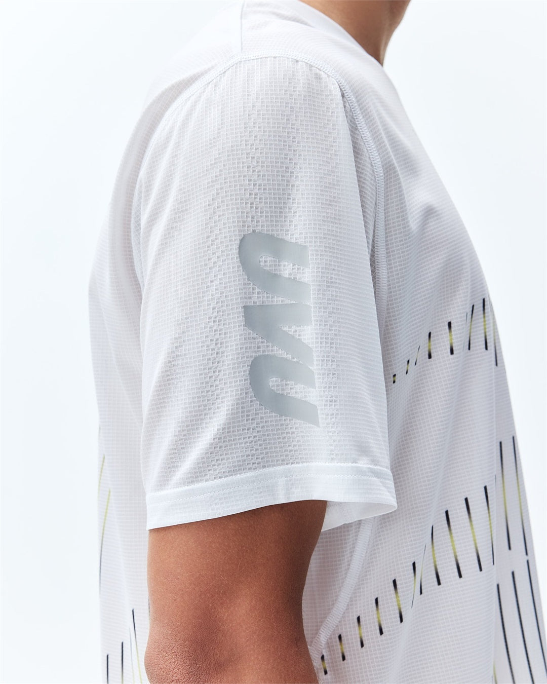 UVU Insignia Mesh Running Top SS26 White — Official gallery 5 — detail