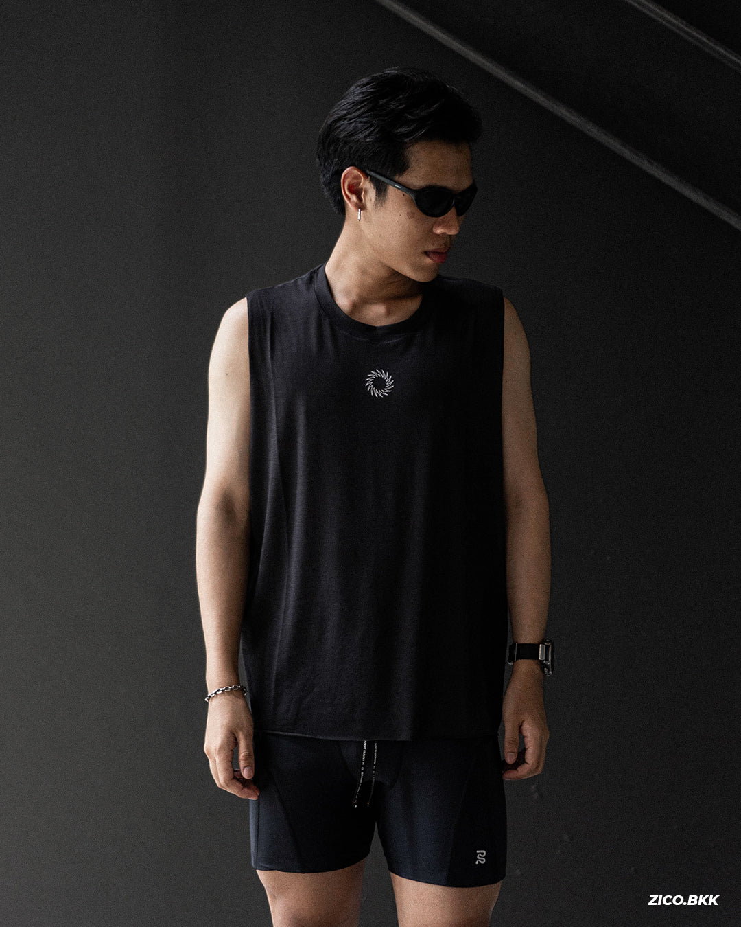 UVU Performance Cut-Off - Black