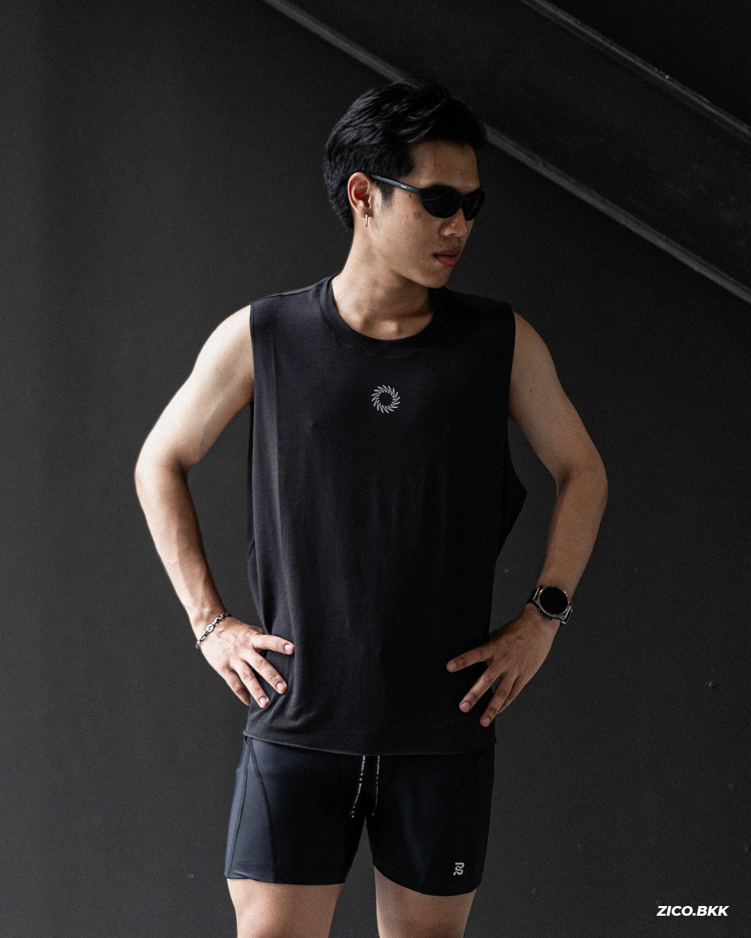UVU Performance Cut-Off - Black