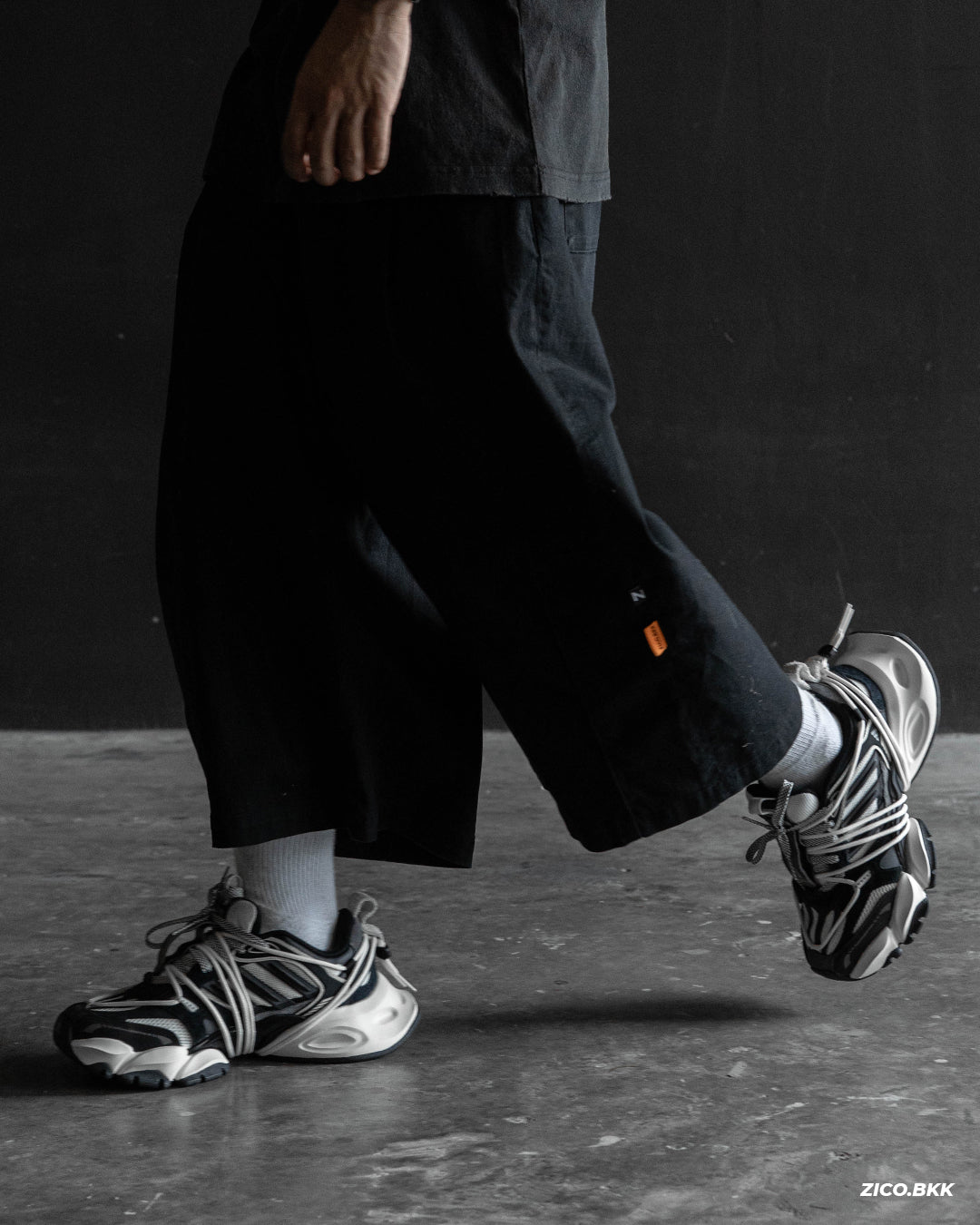 Adidas XLG Runner Deluxe 2.0 [KZ7200]