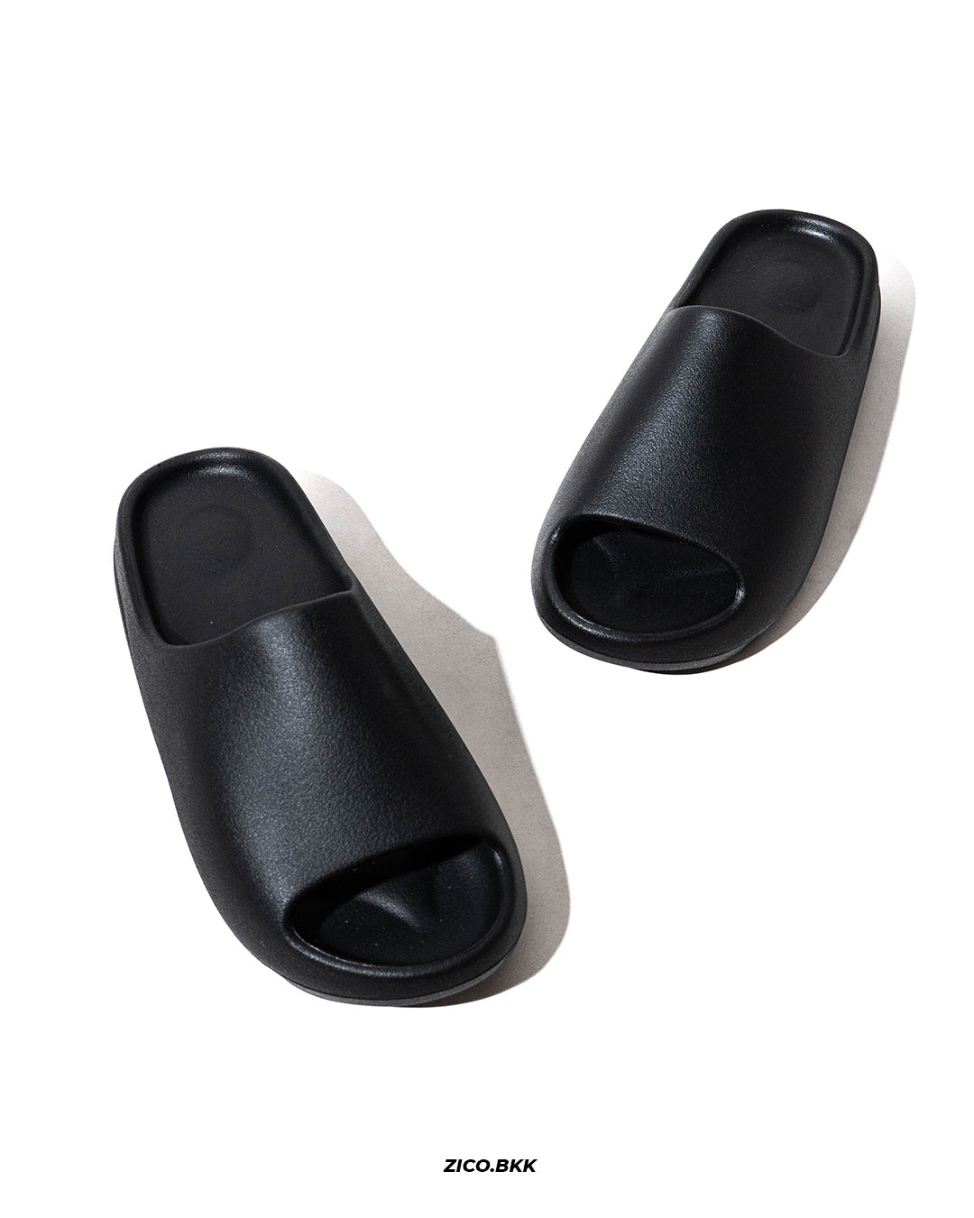 YEEZY Slide YS-01 Black - YEEZY Slides | ZICO.BKK