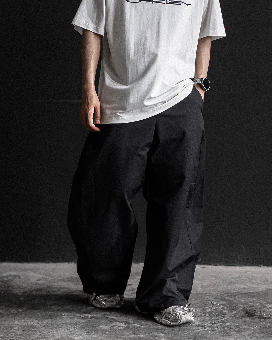ZICO.BKK ARC-01 Volume Pants - Black front fit