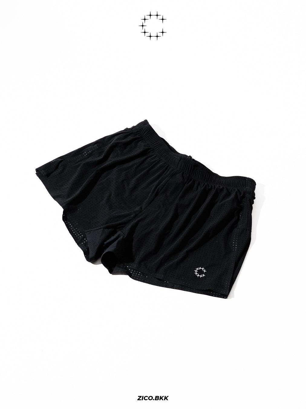 Currently Running M2 Pro 3 inch Unisex Split Shorts in Black - detail 5 | ZICO.BKK