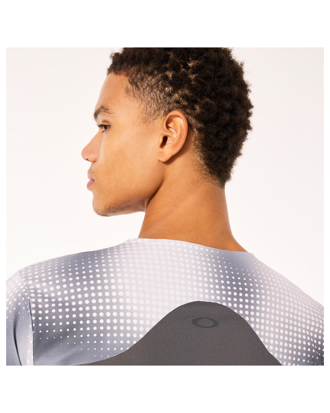 Oakley Pursuit Pro SS Tee - Organic Spots Gray bonded construction detail