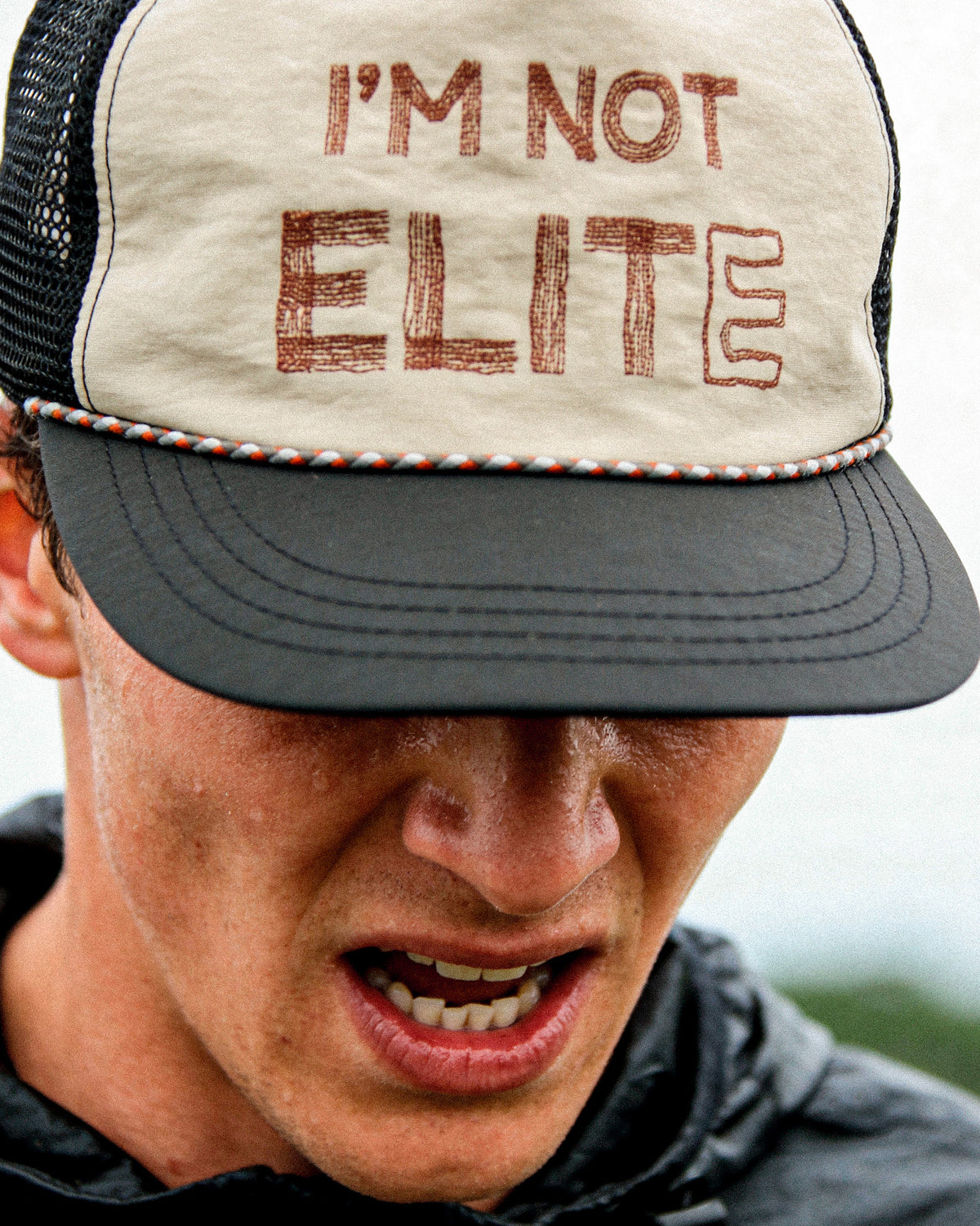 IAMNOTELITE Ripoff Running Cap [I'M NOT ELITE] - Beige / Black - detail 4