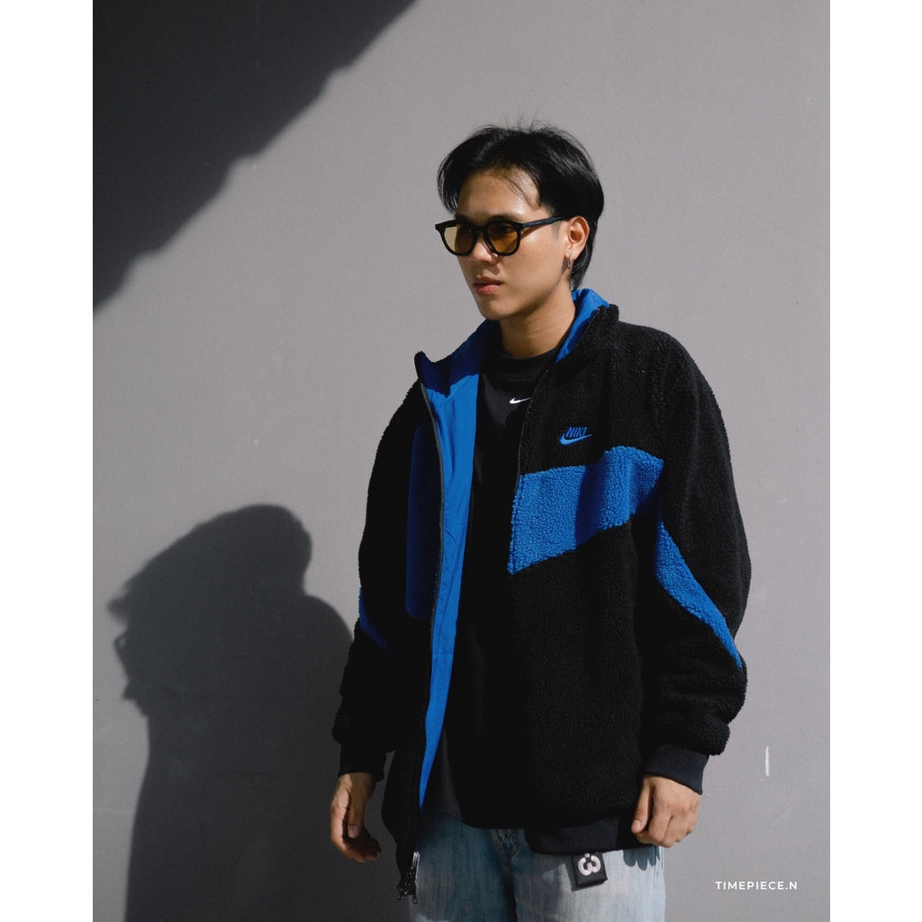 Nike Big Swoosh Reversible Boa Jacket (BQ6546)