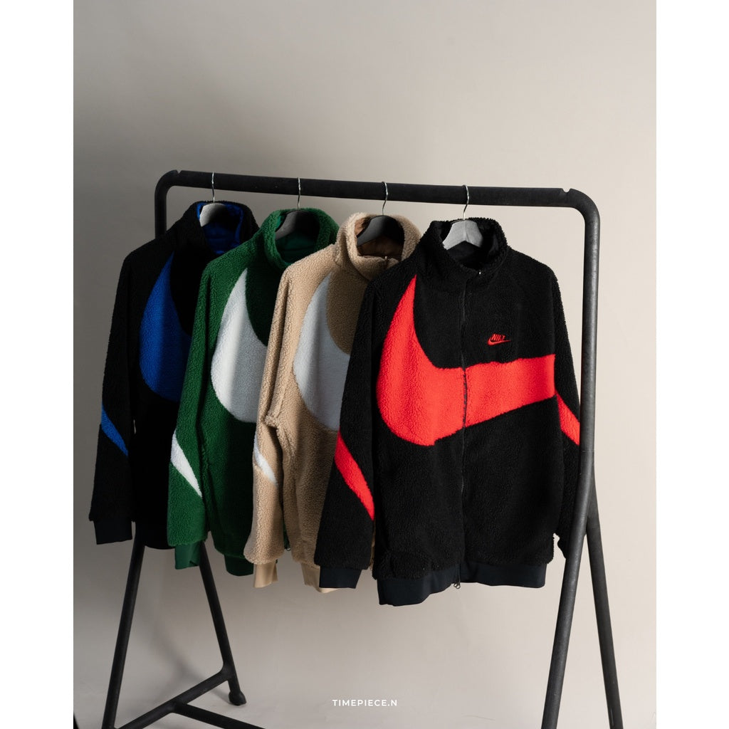 Nike Big Swoosh Reversible Boa Jacket (BQ6546)