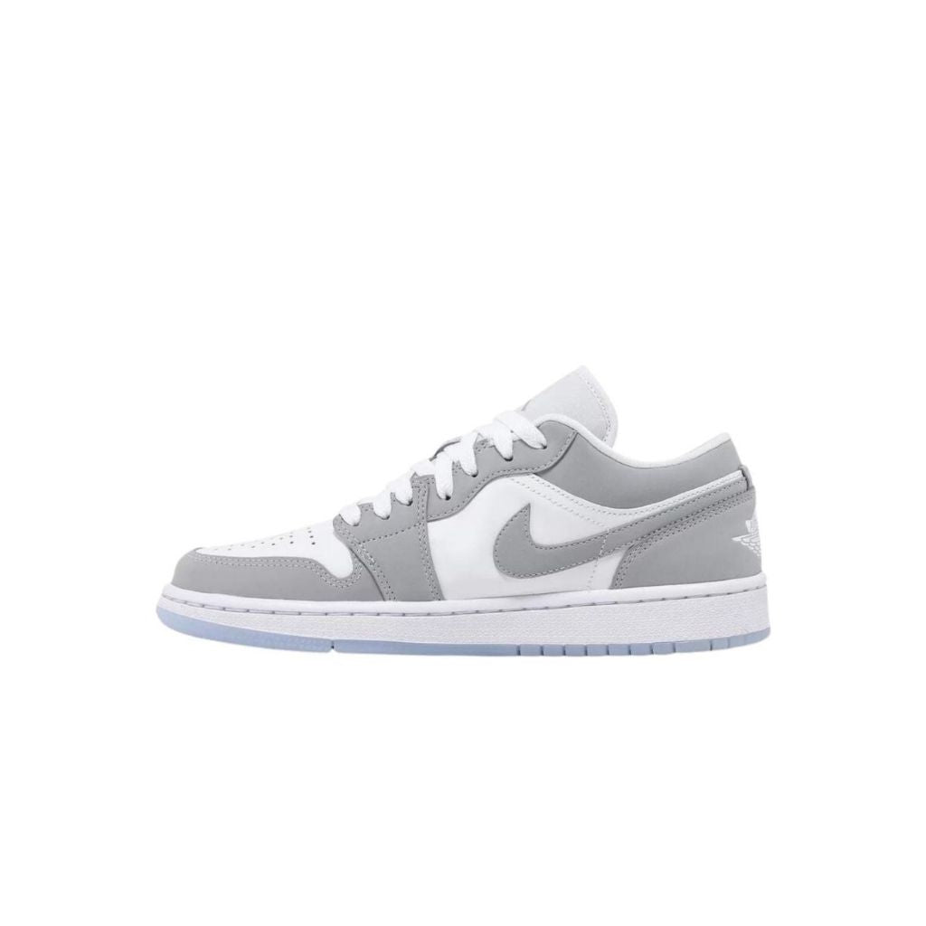 Air Jordan 1 Low White Wolf Grey (W) (DC0774) — ภาพสินค้า 2