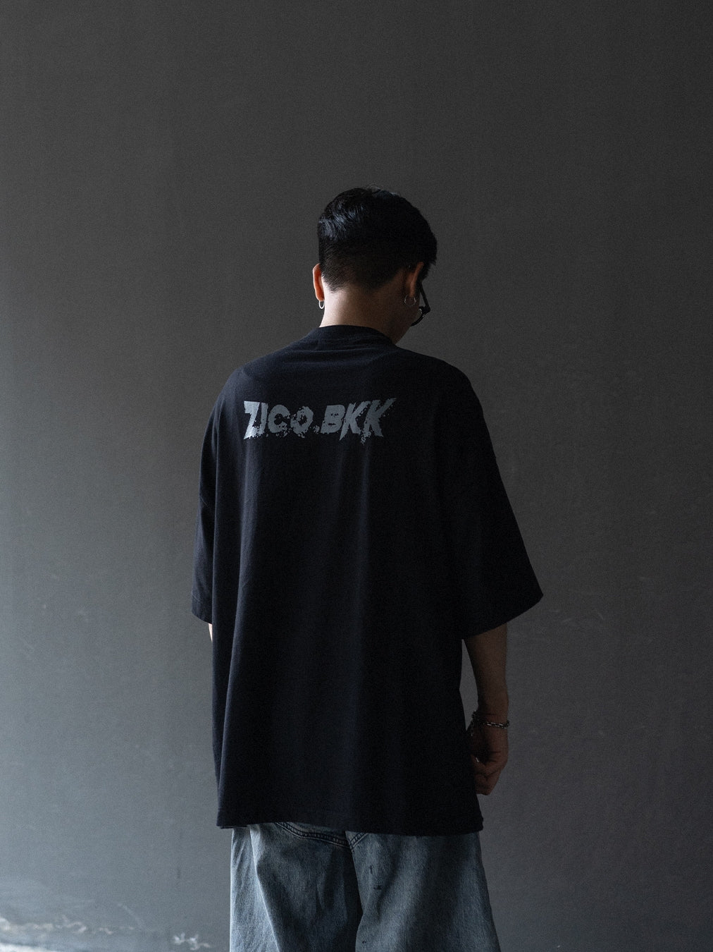 ZICO.BKK Basic Logo Oversize T-Shirts – Shopee image 9