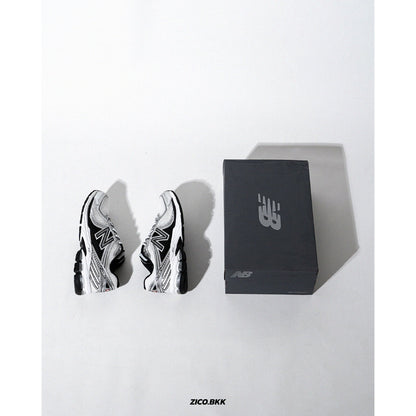 New Balance 860V2 "Black White Silver" (ML860XD)